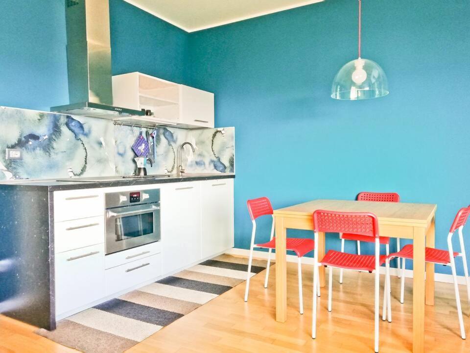 Modern & Bright Flat - 2 Min From The Sea Apartment Savona Exterior photo