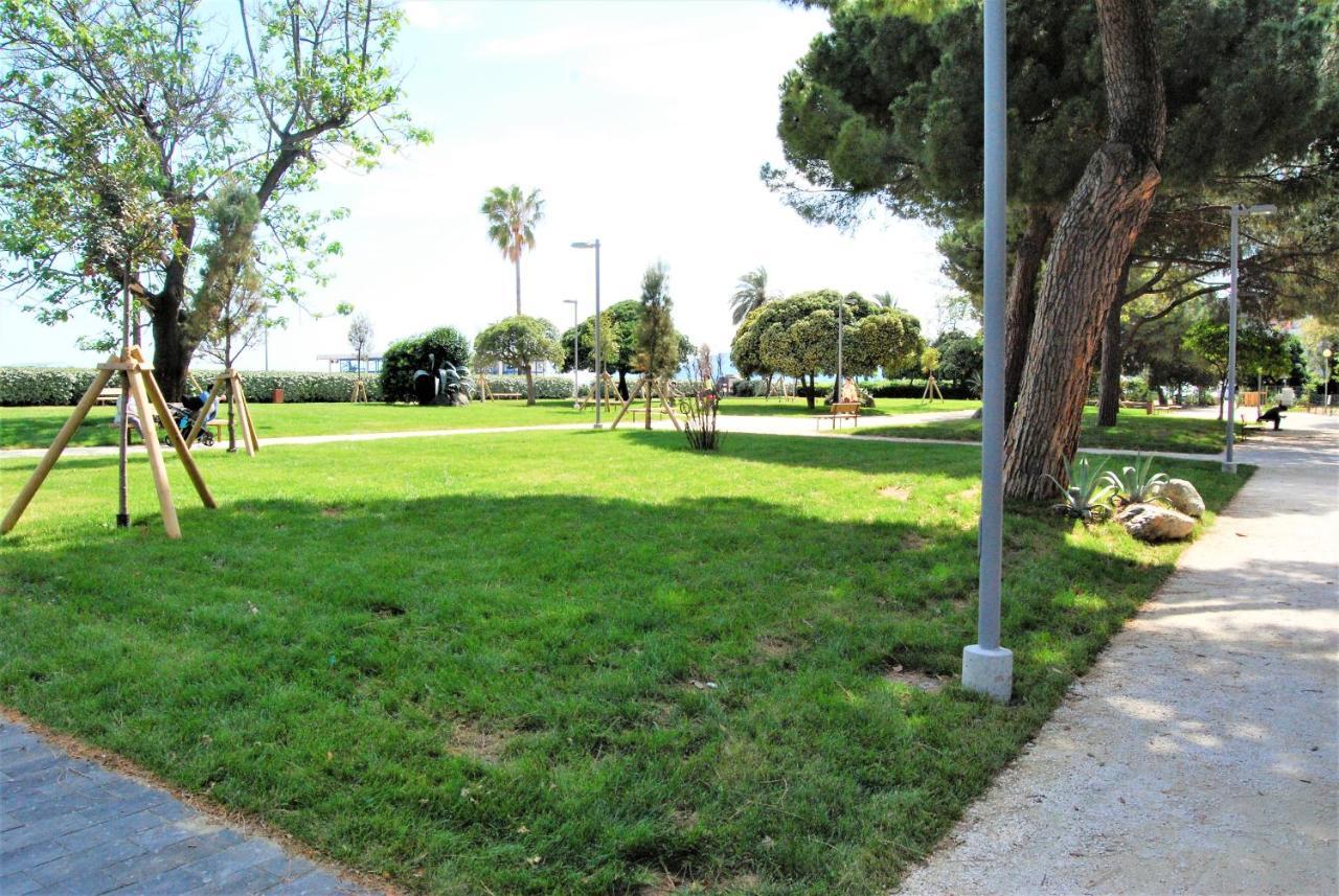 Modern & Bright Flat - 2 Min From The Sea Apartment Savona Exterior photo