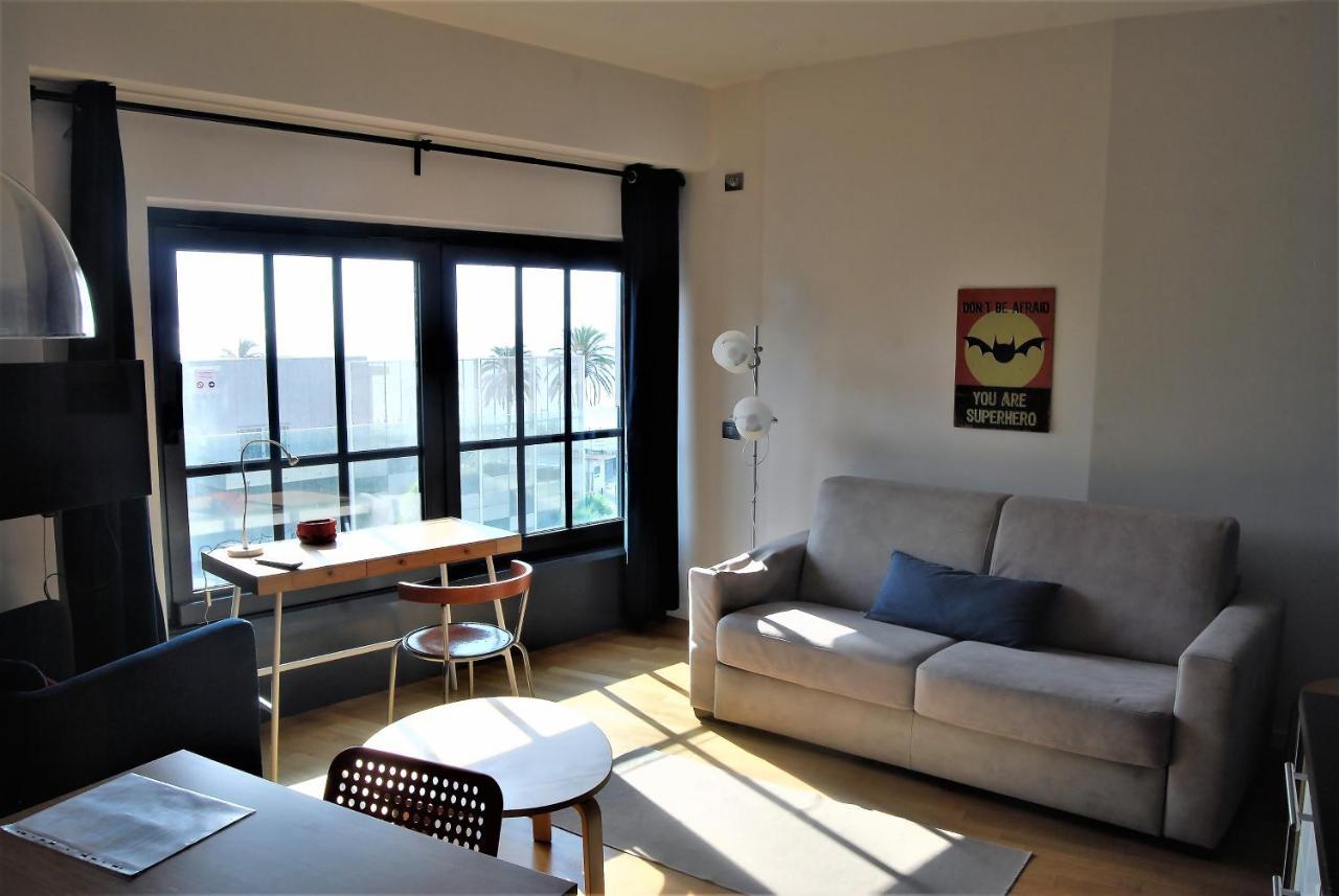 Modern & Bright Flat - 2 Min From The Sea Apartment Savona Exterior photo