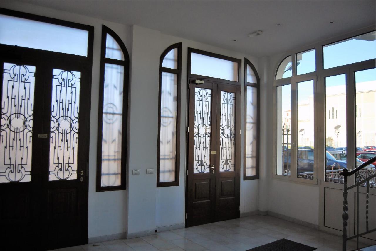 Modern & Bright Flat - 2 Min From The Sea Apartment Savona Exterior photo